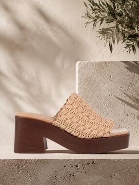 TOD’S Beige Woven Leather Platform Slide Sandals US 11 EU 41 Luxury Italy